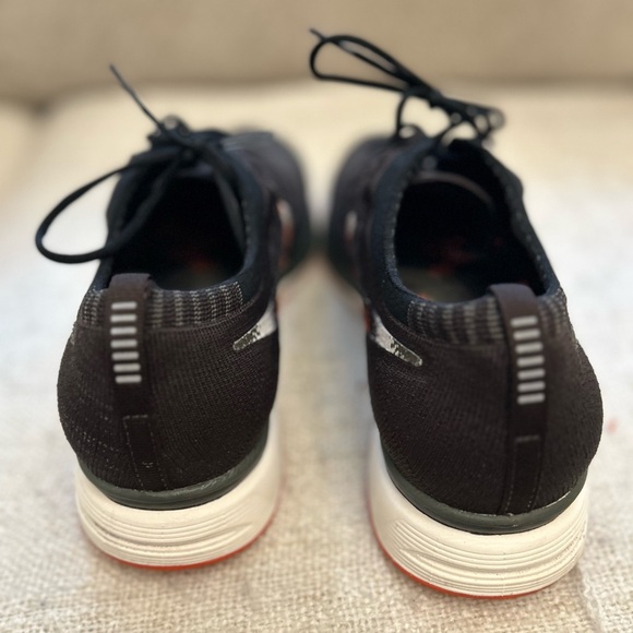 Nike Flyknit Trainer Sz 11.5 Dark Green Size 10.5 - Picture 4 of 8